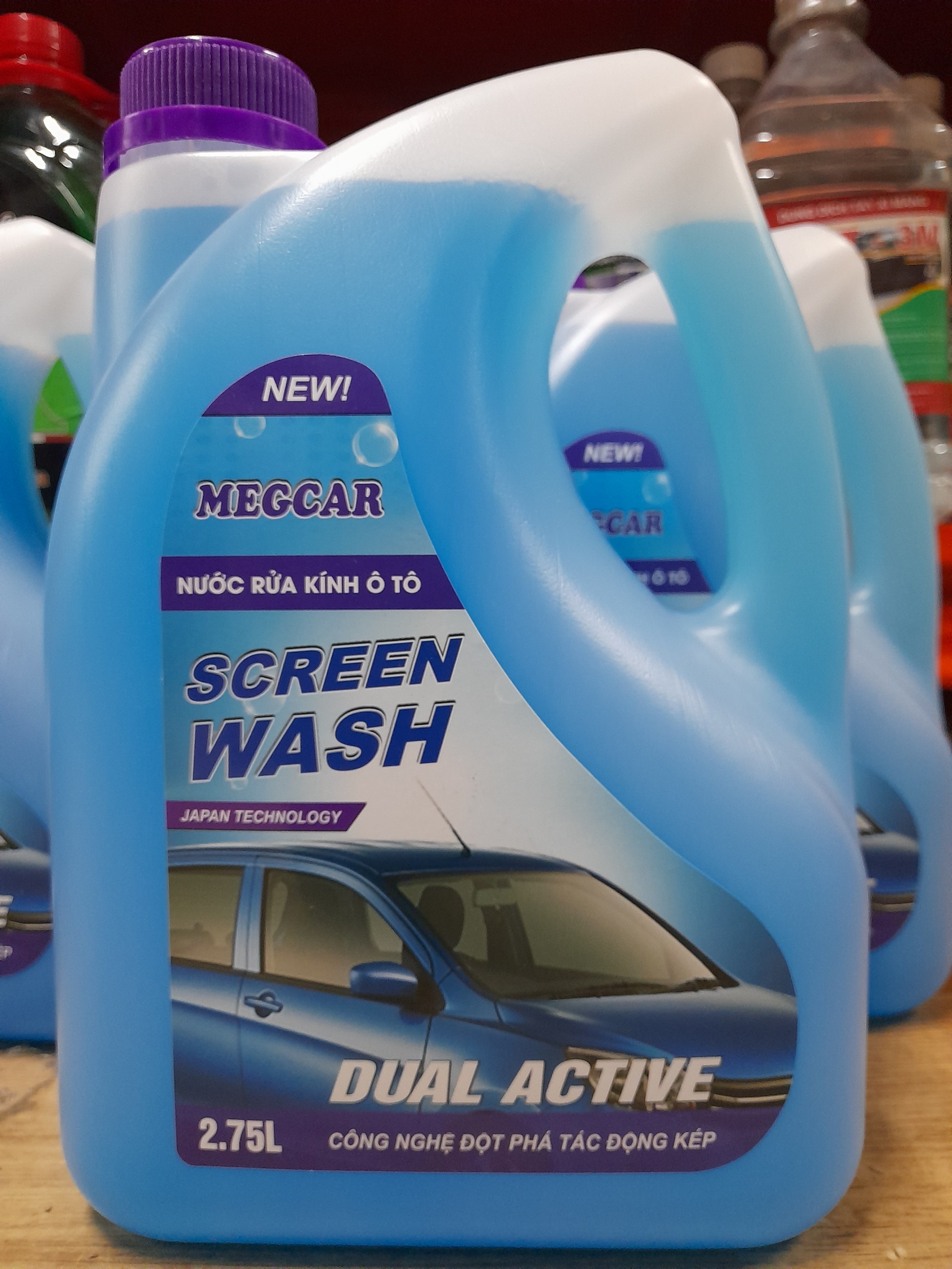 Nước rửa kính ô tô MEGCAR